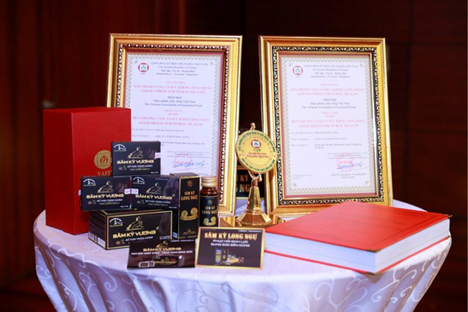Sâm Kỳ Vương được Hiệp hội VAFF trao tặng “Huy chương vàng vì sức khỏe cộng đồng” 